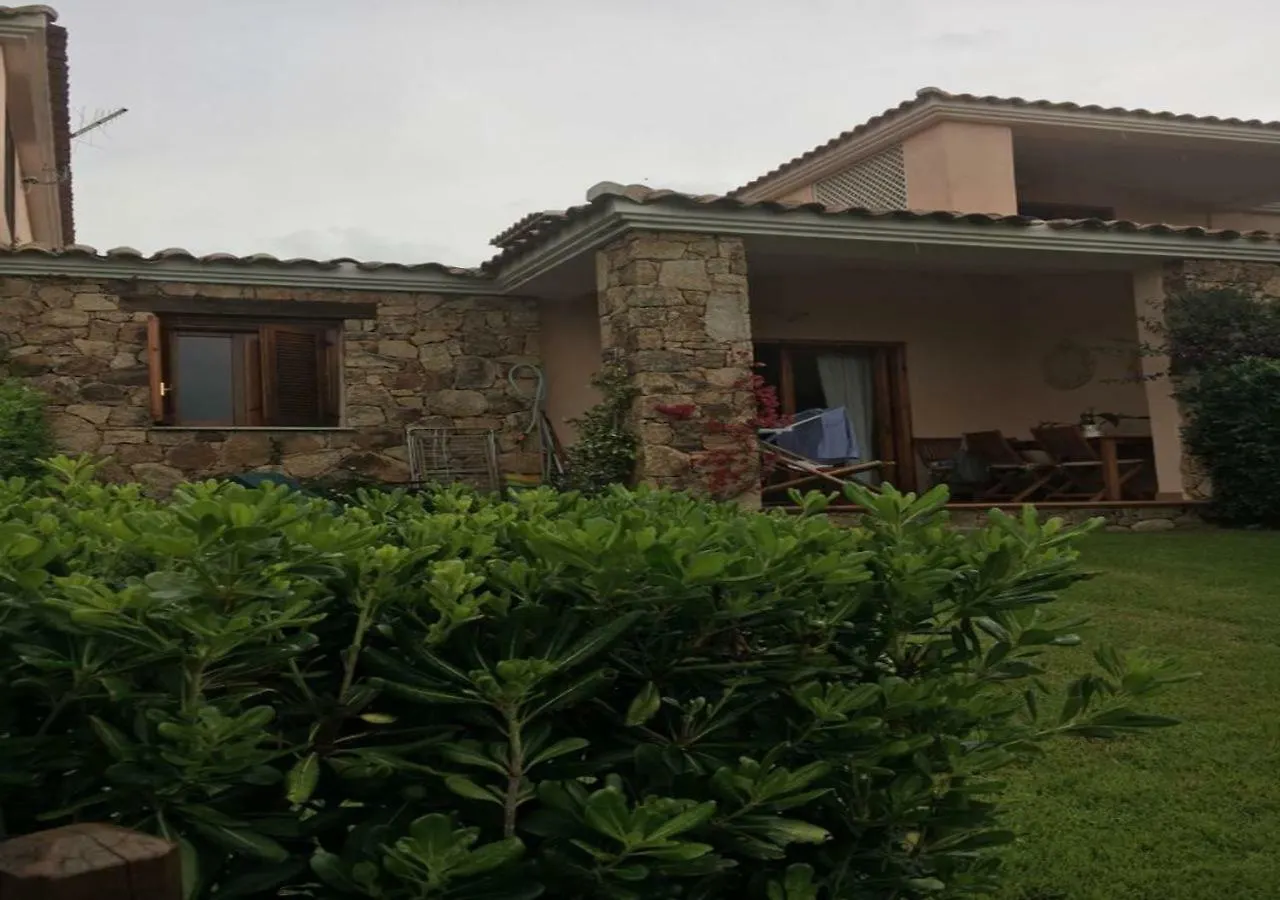 Casa Asparagi Holiday home Monte Petrosu Italy