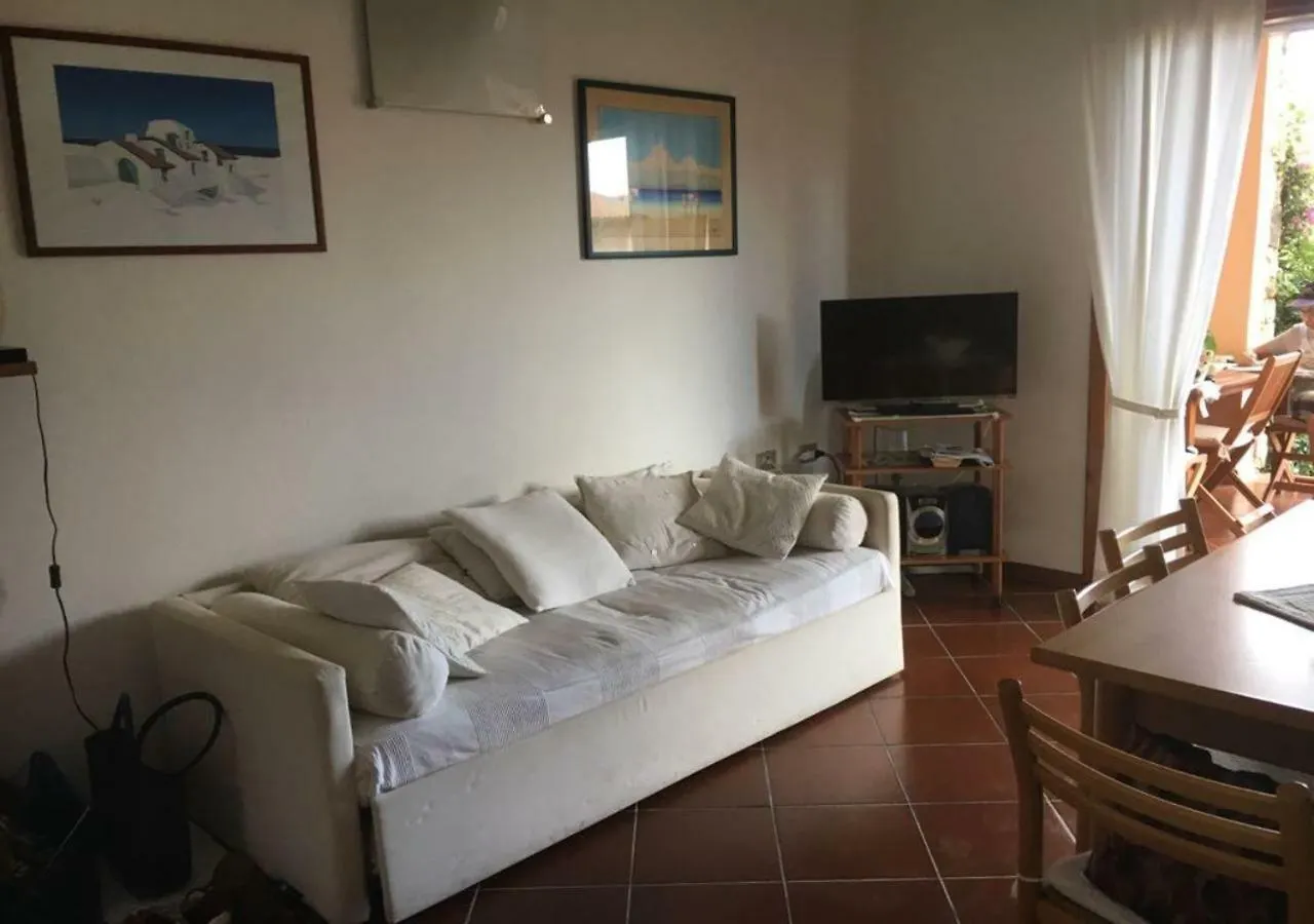 Casa Asparagi Holiday home Monte Petrosu Italy